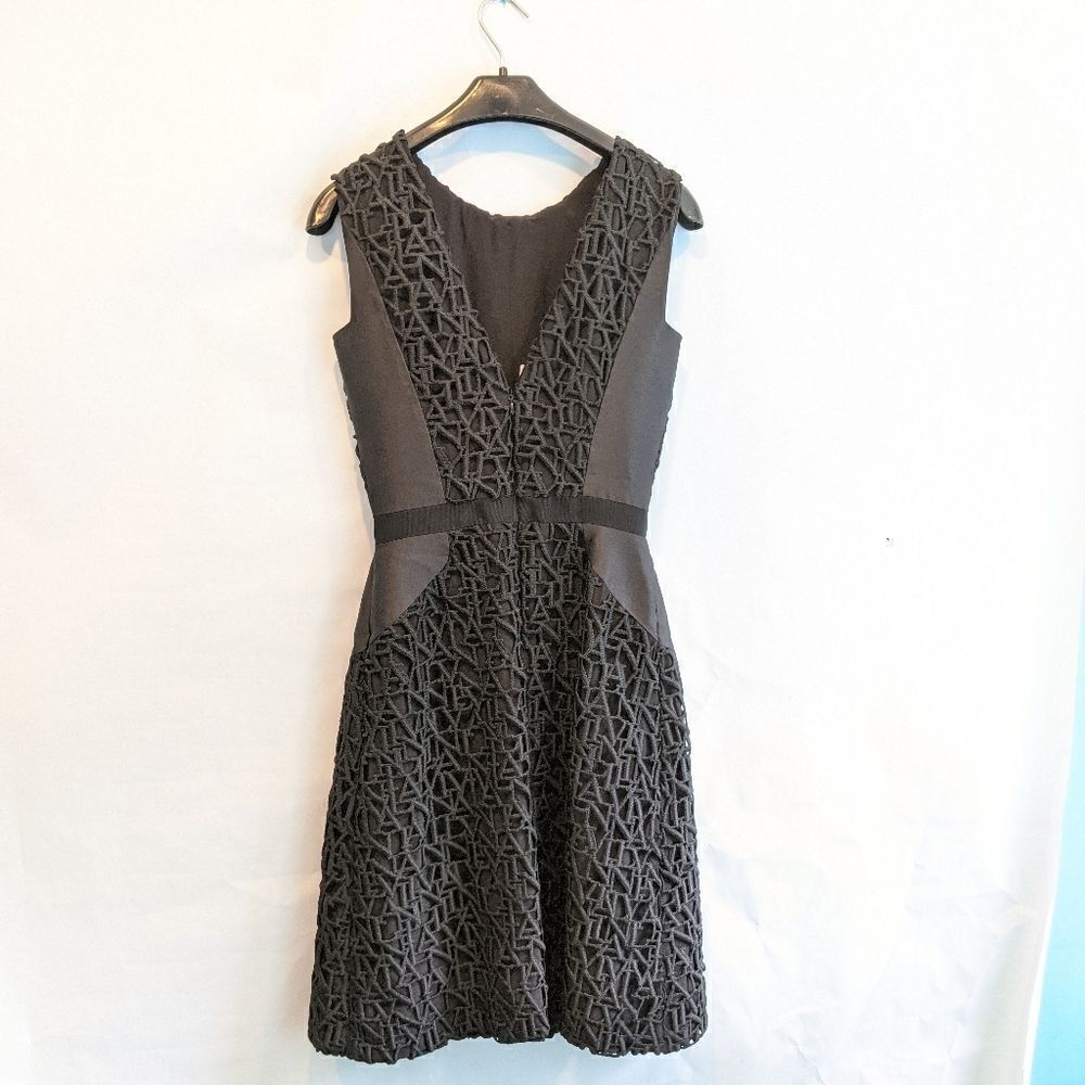 Artisan LANVIN logo Lace silk dress size 2 (34) BNWT w plunging V at the back